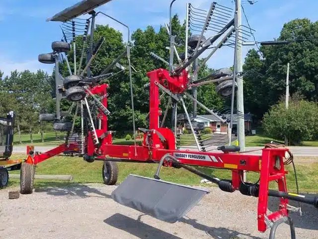 2024 Massey Ferguson RK 772 râteau