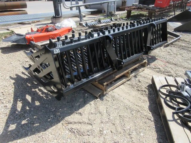 HLA Attachments SFR92 Fourche à roche