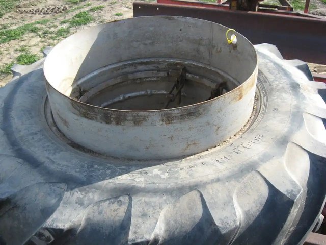 Unverferth 20.8X38 Roues double