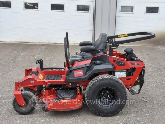 2024 Toro Z MASTER 4000 Tondeuse à rayon de braquage zéro