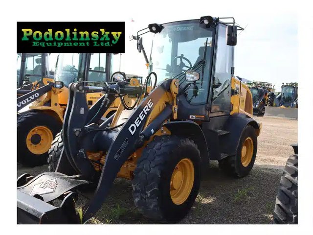 2021 John Deere 324L Chargeur sur roues