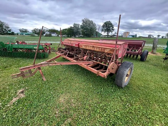 Cockshutt drill Semoir