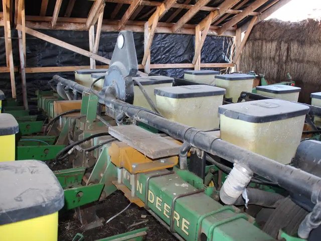 John Deere 7300 Planteur