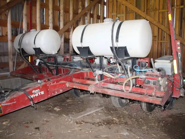White 6100 Planteur