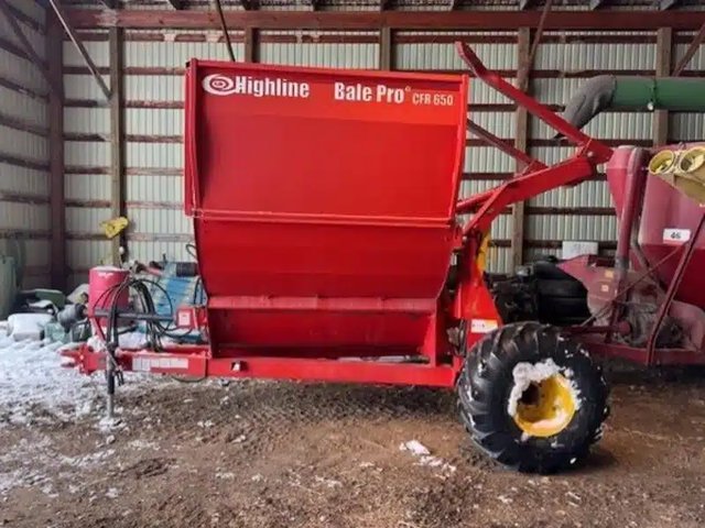Highline 650CFR 200 Processeur de Balle
