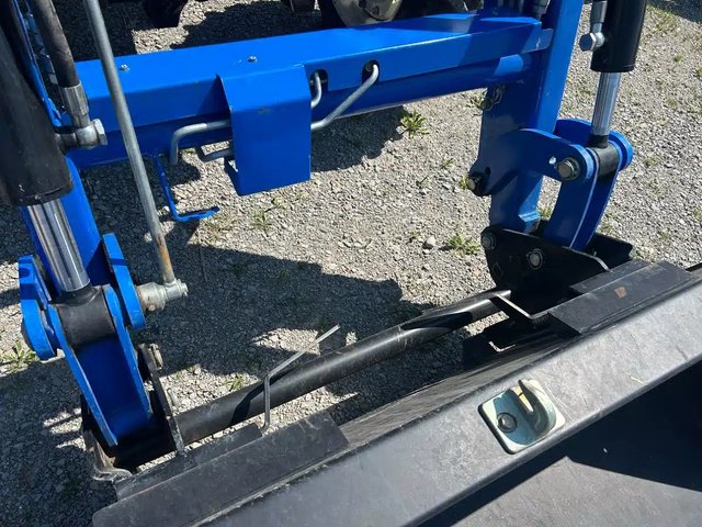2023 New Holland WORKMASTER 75 Tracteur