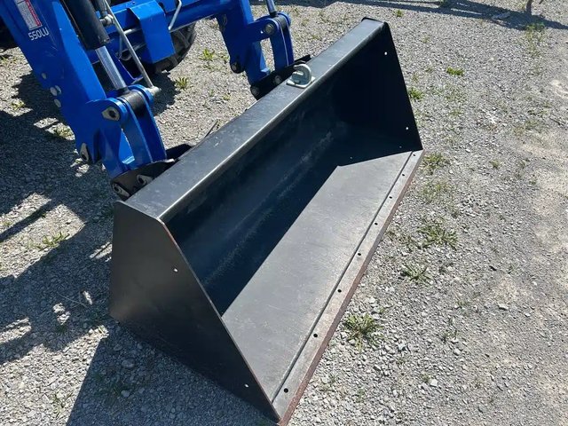2023 New Holland WORKMASTER 75 Tracteur