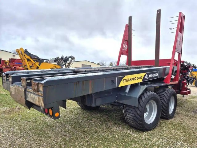 2021 Anderson STACKPRO 5400 Transporteur à balles