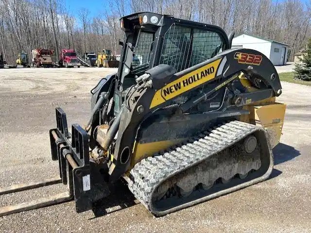 2021 New Holland C332 Chargeur sur chenilles