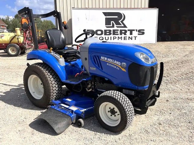 2017 New Holland BOOMER 24 Tracteur
