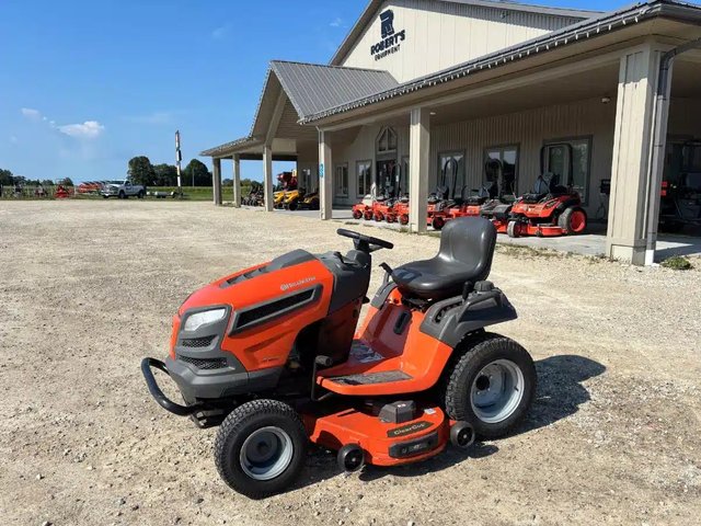 2018 Husqvarna LGT48DXL Tracteur à pelouse