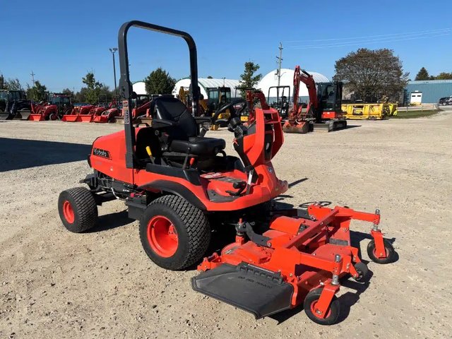 2026 Kubota F2510 Tracteur à pelouse