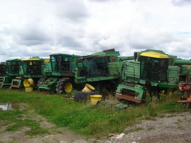 John Deere 6620 & 7720 Batteuse