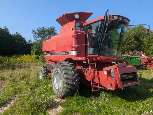 Case IH 2388 Batteuse