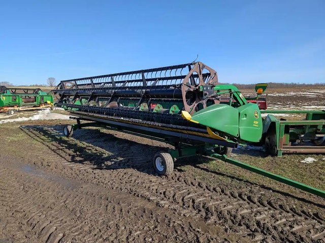 John Deere 625F Header - Flex