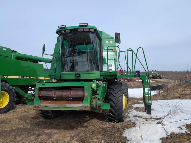 John Deere 9600 Batteuse