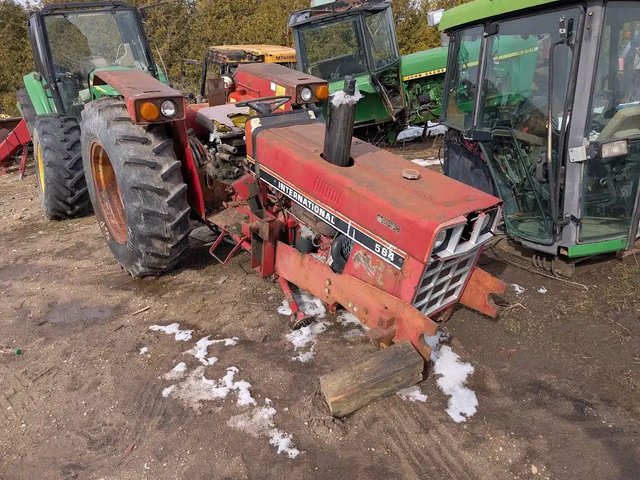 International Harvester 584 Tracteur