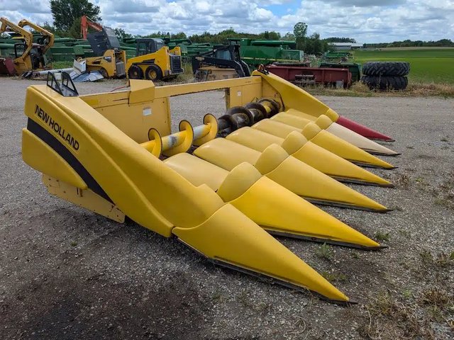 New Holland 996 Nez - Maïs