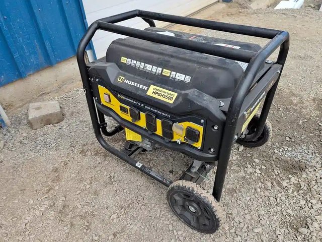 2022 Hustler Turf Generator