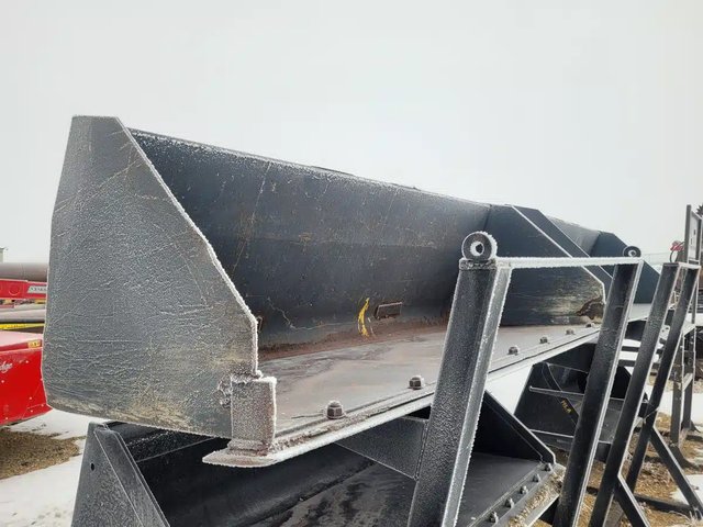 Gehl 89IN Godet (bucket)