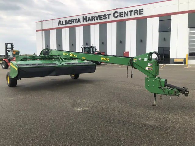 2017 John Deere 956 Conditionneur à foin