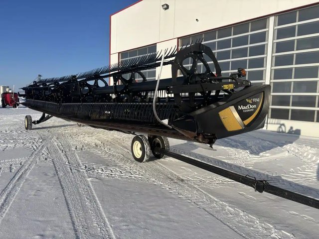 2019 MacDon FD140