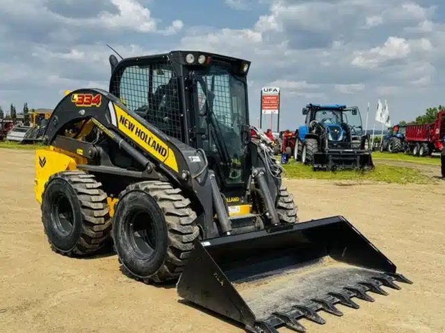 2022 New Holland Construction L334 chargeuse à direction à glissement