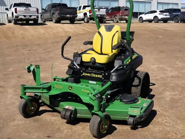 2021 John Deere Z950M 72" Tondeuse à rayon de braquage zéro