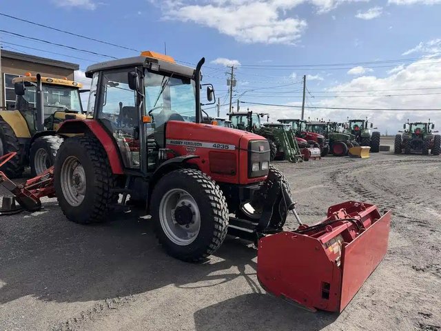 2001 Massey Ferguson 4235 Tracteur