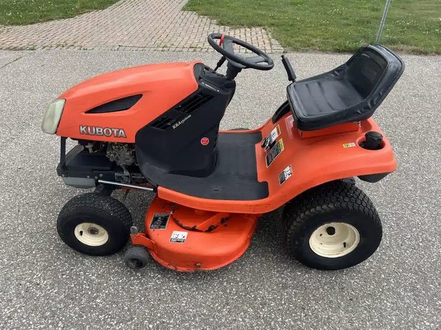 Kubota T1570A40 tondeuse autoportée