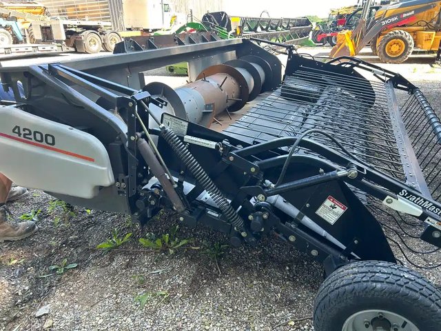 2018 Agco 4200 Nez - Ramasseur