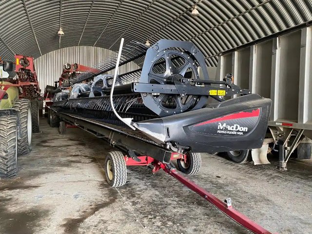 2013 MacDon FD75