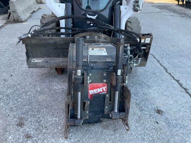2015 Bobcat 18PL chargeuse à direction à glissement