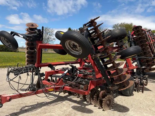 2007 Case IH TRUE TANDEM 330 TURBO Labour vertical