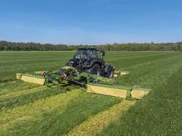 2015 Krone EASYCUT B1000 CV Faucheuse-conditionneuse à disques