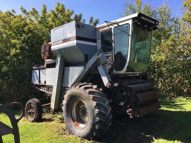 Gleaner L3 Batteuse