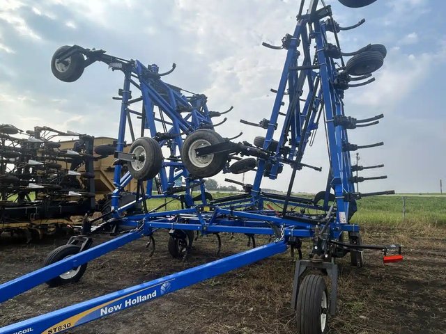 2019 New Holland ST830 Cultivateur Sous-soleur
