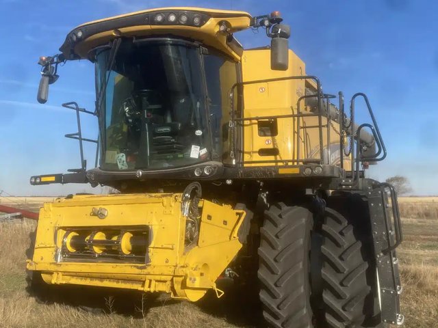 2022 New Holland CR9.90Z Batteuse