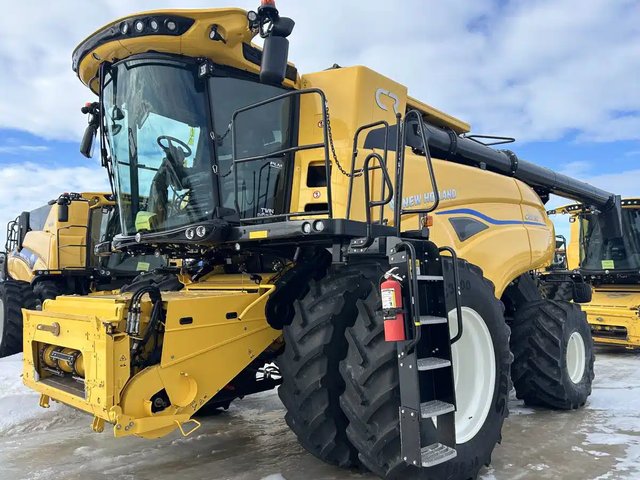 2024 New Holland CR9.90Z Batteuse