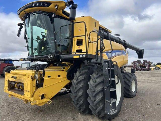 2023 New Holland CR9.90Z Batteuse