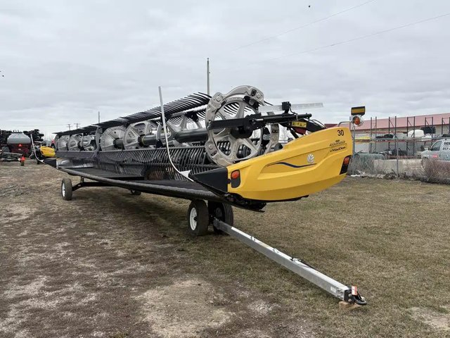2023 MacDon FD240