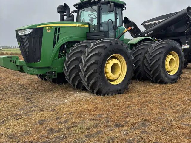 2012 John Deere 9560R Tracteur