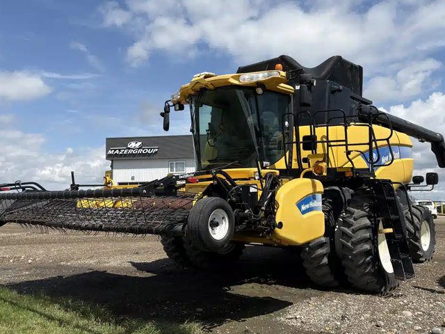 2009 New Holland CX8080 Batteuse