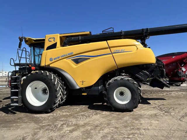 2024 New Holland CR8.90Z Batteuse