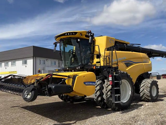 2024 New Holland CR9.90Z Batteuse