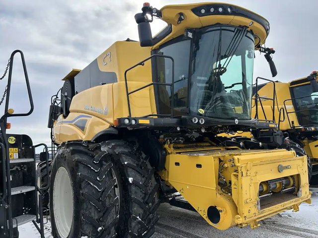 2024 New Holland CR9.90Z Batteuse