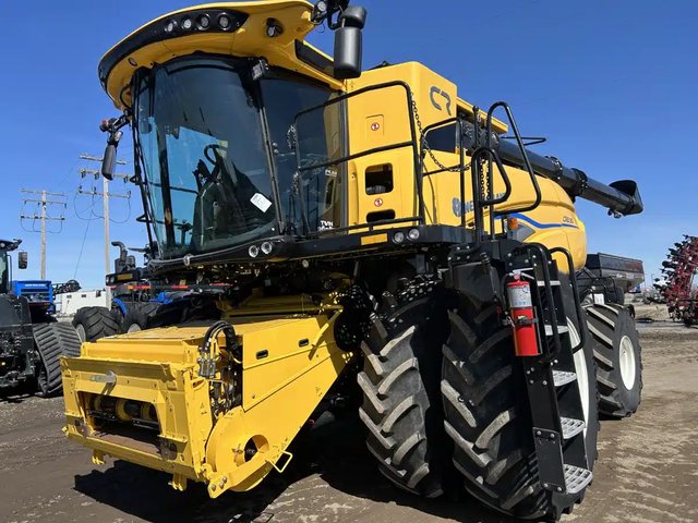 2024 New Holland CR8.90Z Batteuse