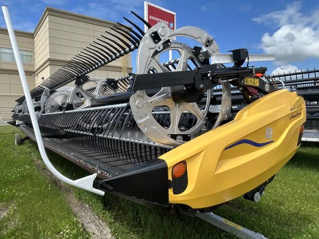 2025 MacDon FD245