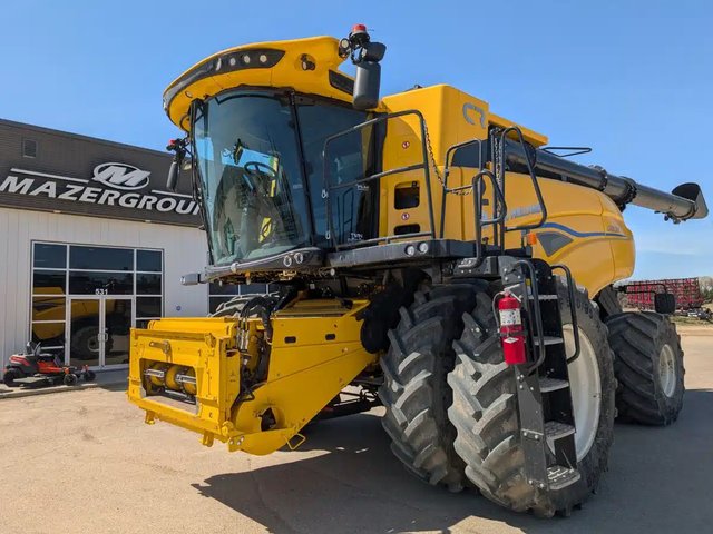 2025 New Holland CR9.90Z Batteuse