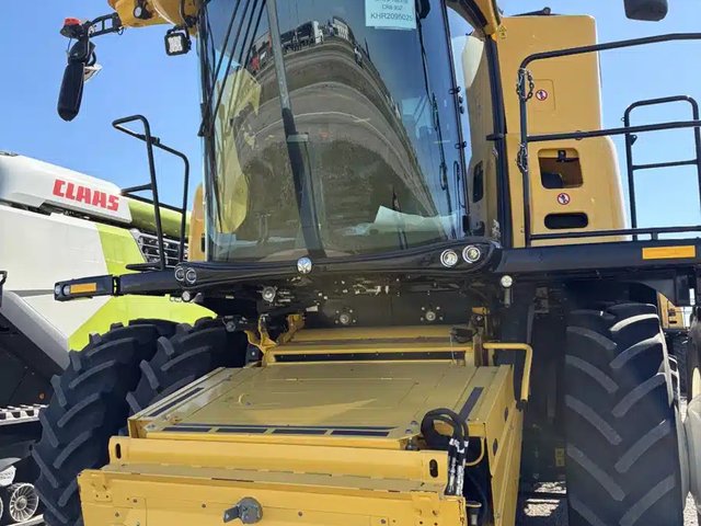 2024 New Holland CR8.90Z Batteuse